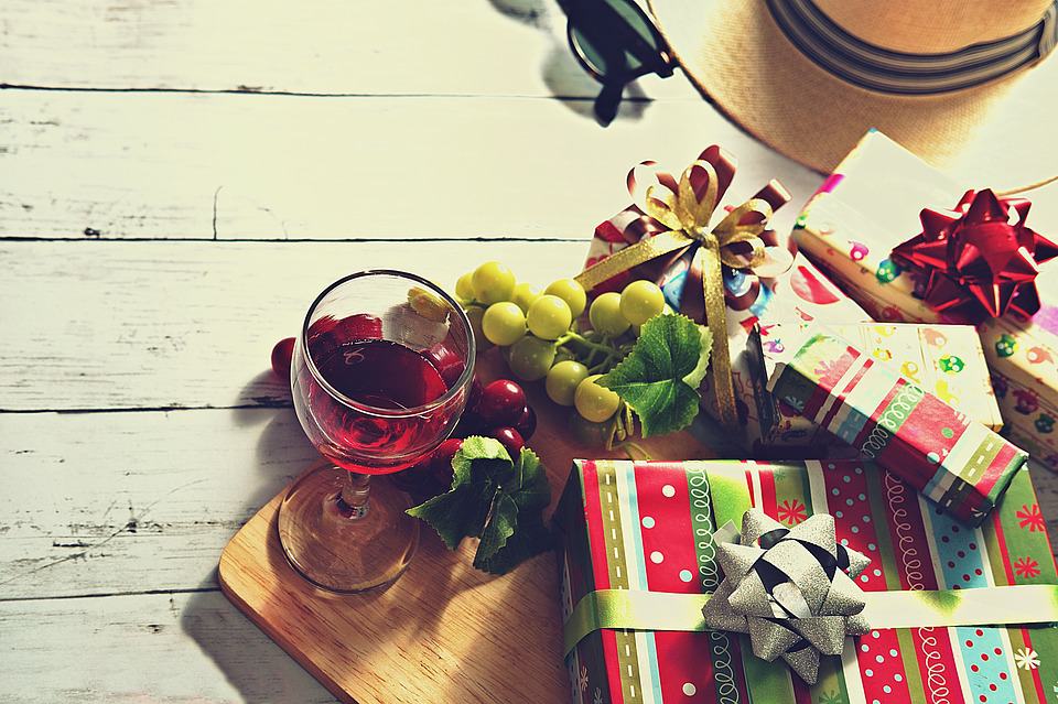 How E-commerce in the UK can prepare for Seasonal spikes on Valentine's Day sale